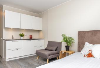 Aisa 39 Apartments has Balcony rooms