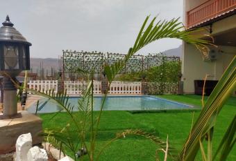 THE DECK has Balcony rooms