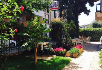 Hotel Brivio has Balcony rooms