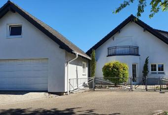 top Haus 160m2 Europapark,Strasburg,Schwarzwald has Balcony rooms