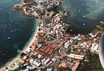 Nouveaut  ! Studio Watalibi    la marina des Trois ilets-Plage, superette, restaurant, casino, boite de nuit a 2min a pied allows 18 year olds to book a room