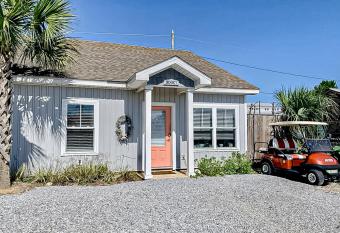 Beach Break has Balcony rooms