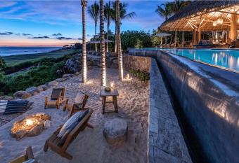 Luxury Coco house in Punta Mita has Balcony rooms