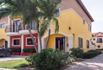 The best house in gold coast 4 bedrooms has Balcony rooms