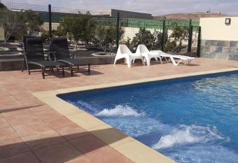 El cortijo de Valverde has Balcony rooms