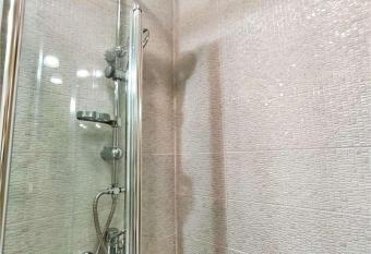 Studio apartment in Dubovica Lux allows 18 year olds to book a room