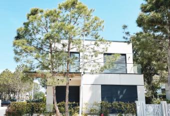 Sea t La Vie Villas has Balcony rooms