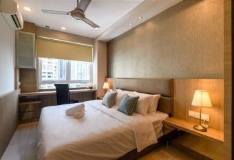 2R2B/Cosy House/1~8pax/Gurney/Mansion One has Balcony rooms