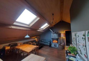 Napy Hostel has Balcony rooms