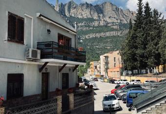 Casa iaia has Balcony rooms