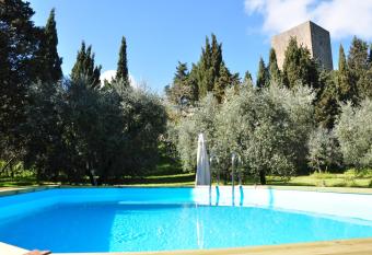 Torre dei Belforti allows 18 year olds to book a room