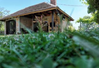 Gajica konak-Orasac has Balcony rooms