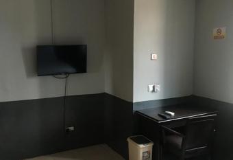 Afari Private Homes allows 18 year olds to book a room