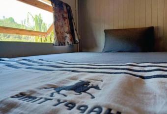 Farm House kohyaoyai has Balcony rooms