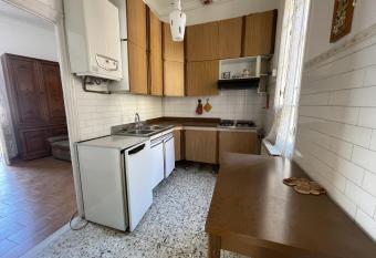 Suite San Bernardo - centralissimo a Sanremo allows 18 year olds to book a room