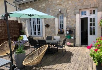 La Terrasse de Compostelle T3 Chic, Charme, Cosy has Balcony rooms