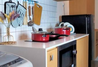 Signature 1 Bedroom EnSuite 3Pax, Sunway BRT Lagoon Pyramid allows 18 year olds to book a room