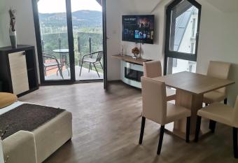 DIAMOND HILL Apartman Jovicic has Balcony rooms