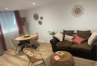 T3 refait    neuf allows 18 year olds to book a room