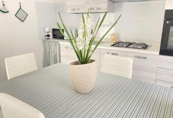 Angolo di Sicilia has Balcony rooms