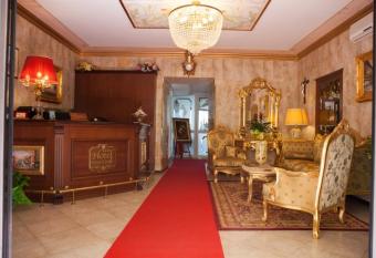 Hotel Don Carlo has Balcony rooms