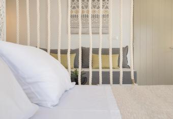 Nevma Naousa Boutique Apartment has Balcony rooms