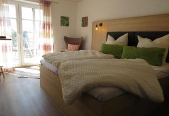 Bleibe in der Brandgasse has Balcony rooms