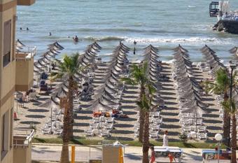 Apartment by the sea allows 18 year olds to book a room