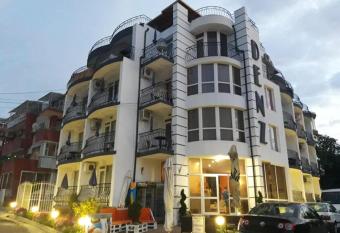 DENZ has Balcony rooms