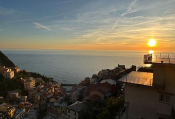 The Upper House allows 18 year olds to book a room