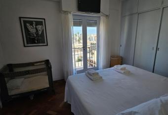 En el Centro has Balcony rooms