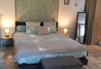 Domaine des Favaud has Balcony rooms