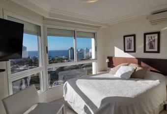 3 dorm. con vista al mar en Casino Tower by deppt   has Balcony rooms