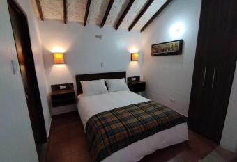 GuataLand. Apartaestudio tipo Loft en Guatavita allows 18 year olds to book a room
