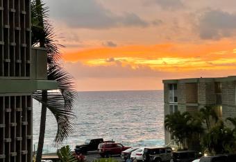 Alii Villas Condominiums has Balcony rooms