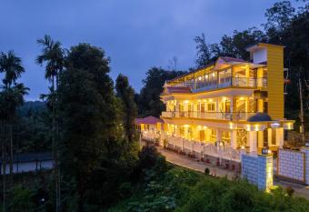 The Hosteller Coorg, Madikeri allows 18 year olds to book a room