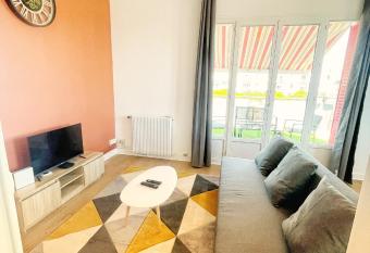 Nature & Chill appartement proche du centre-ville has Balcony rooms