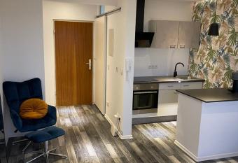 Skyline Apartment Belle Vue allows 18 year olds to book a room