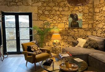 La Maison du Clocher allows 18 year olds to book a room