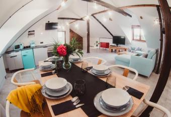 Projekt 44 Apartament has Balcony rooms