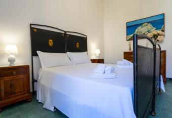 Ch  rie Apartment Tropea has Balcony rooms