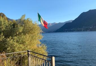 Tavernola recidence has Balcony rooms