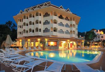 Fortuna Beach Hotel has Balcony rooms
