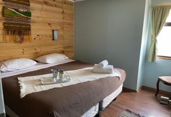 5 Excelente Departamento Entero a Pasos del Lago allows 18 year olds to book a room