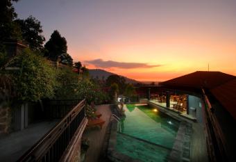 Rostika Hotel & Camping Sekumpul has Balcony rooms