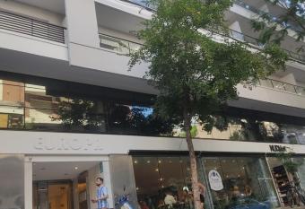 Dpto de 1 dormitorio en el centro de la ciudad allows 18 year olds to book a room