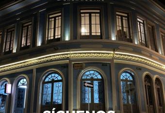 REPUBLICANA CASA HOSTAL - HABITACI  N 6 CALIMA has Balcony rooms