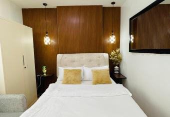 Lou- Mesaverte Residences allows 18 year olds to book a room