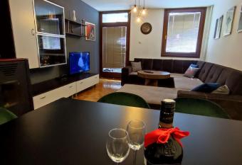 Apartment Wolf has Balcony rooms