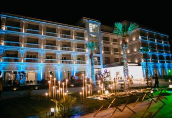 Adamas Resort & Hotel has Balcony rooms